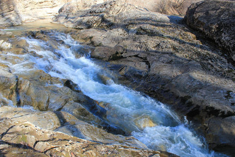 Водопады реки Сахрай
